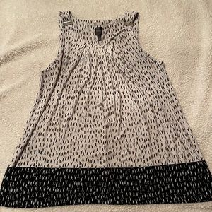 Black and white tank top